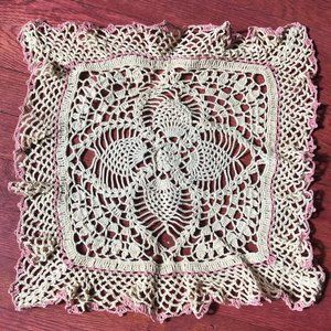 Vintage Square Dusty Pink & Beige Doily
